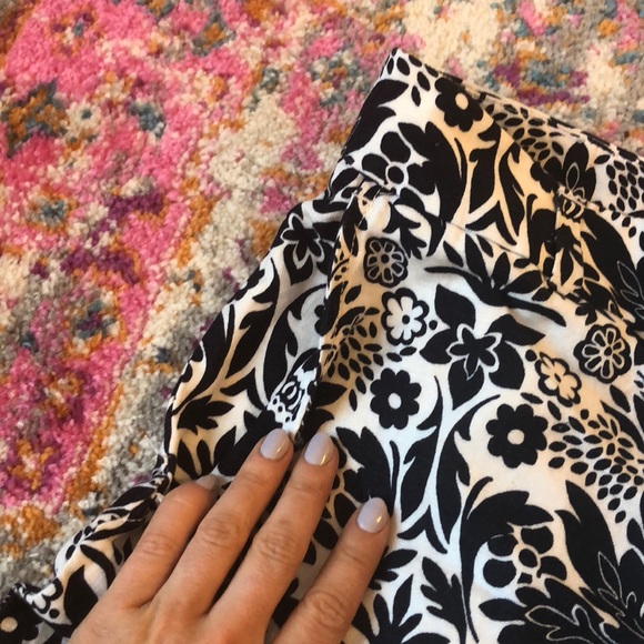 LOFT wide leg patterned pants - Picture 4 of 6